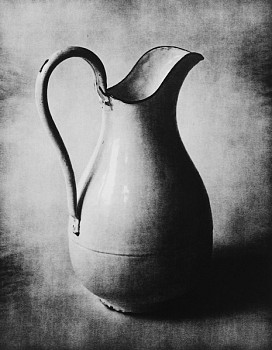 Irving Penn -&nbsp;Enameled Pitcher, New York